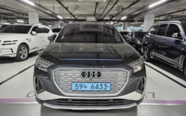 bmw5시리즈중고 Q4 e-트론 40 프리미엄 매물 사진 2 - 2022/10 95,608km